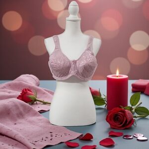 Breezies Lace Underwire Bra - Soft‎ Pink 44B STYLE A260366